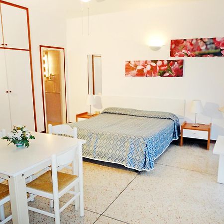 Yachting Residence Lignano Sabbiadoro Rom bilde